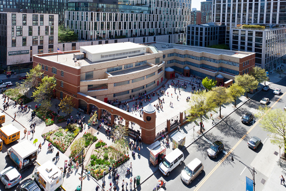 Spring Auctions on the Syllabus for Downtown Schools