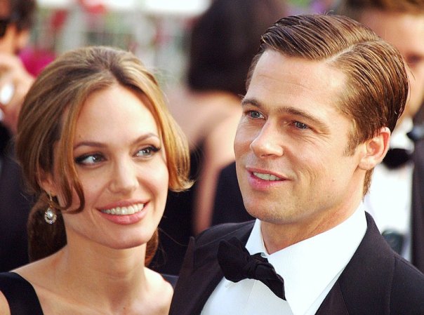 Brad Pitt and Angelina Jolie tie the knot!