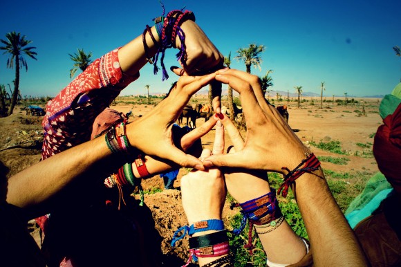 Are You a Consionista? Fashion That Gives Back! 