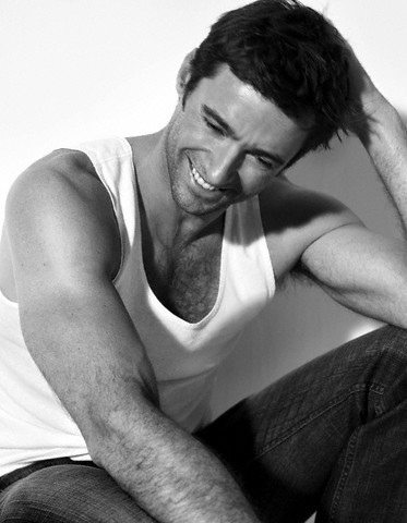 Hugh Jackman And The Dogpound Join the 1000 Pound Club