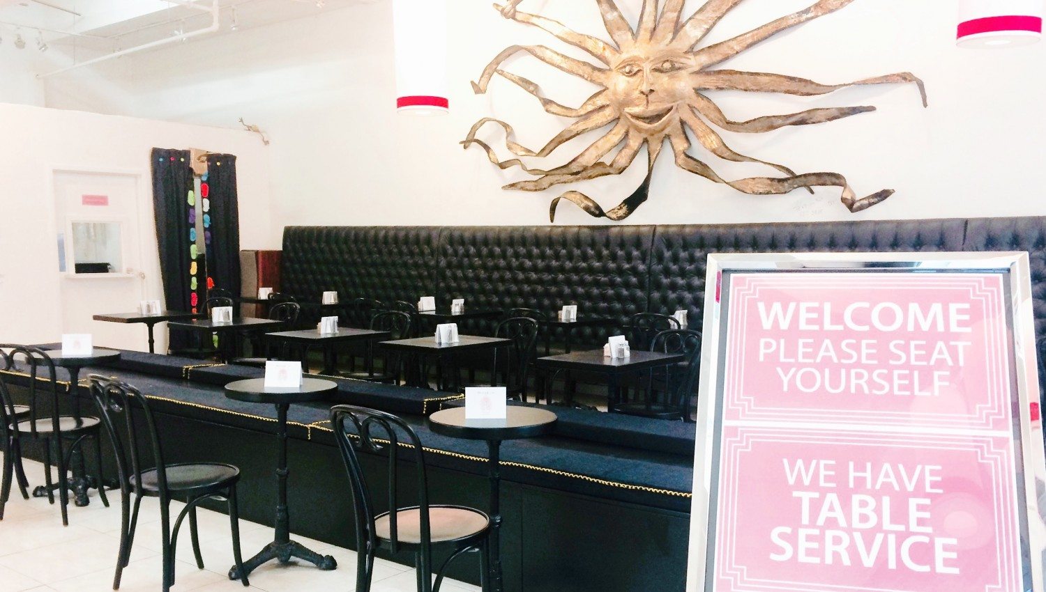 MacarOn Café Introduces New Flavors, Location