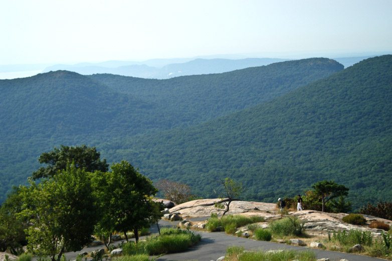 Little Apple’s Summer Destination Series: Bear Mountain State Park