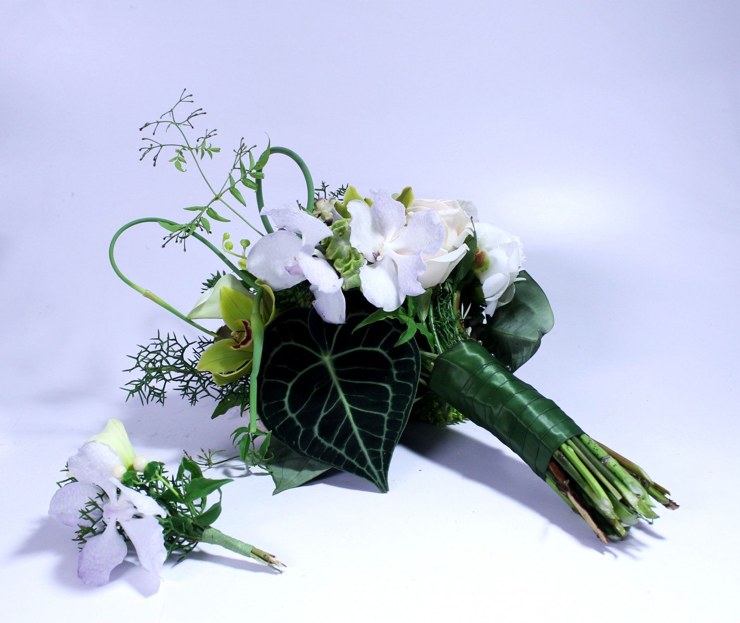 Worship Luxury Designs Fashion-Inspired Wedding Bouquets