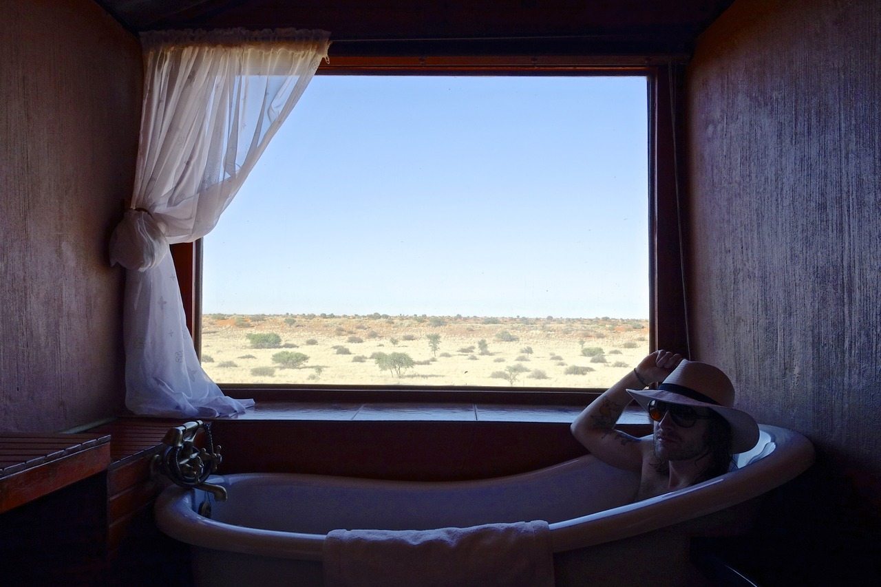 John McCauley of Deer Tick talks City Winery show, Diamond Rugs, Deervana, California Raisins