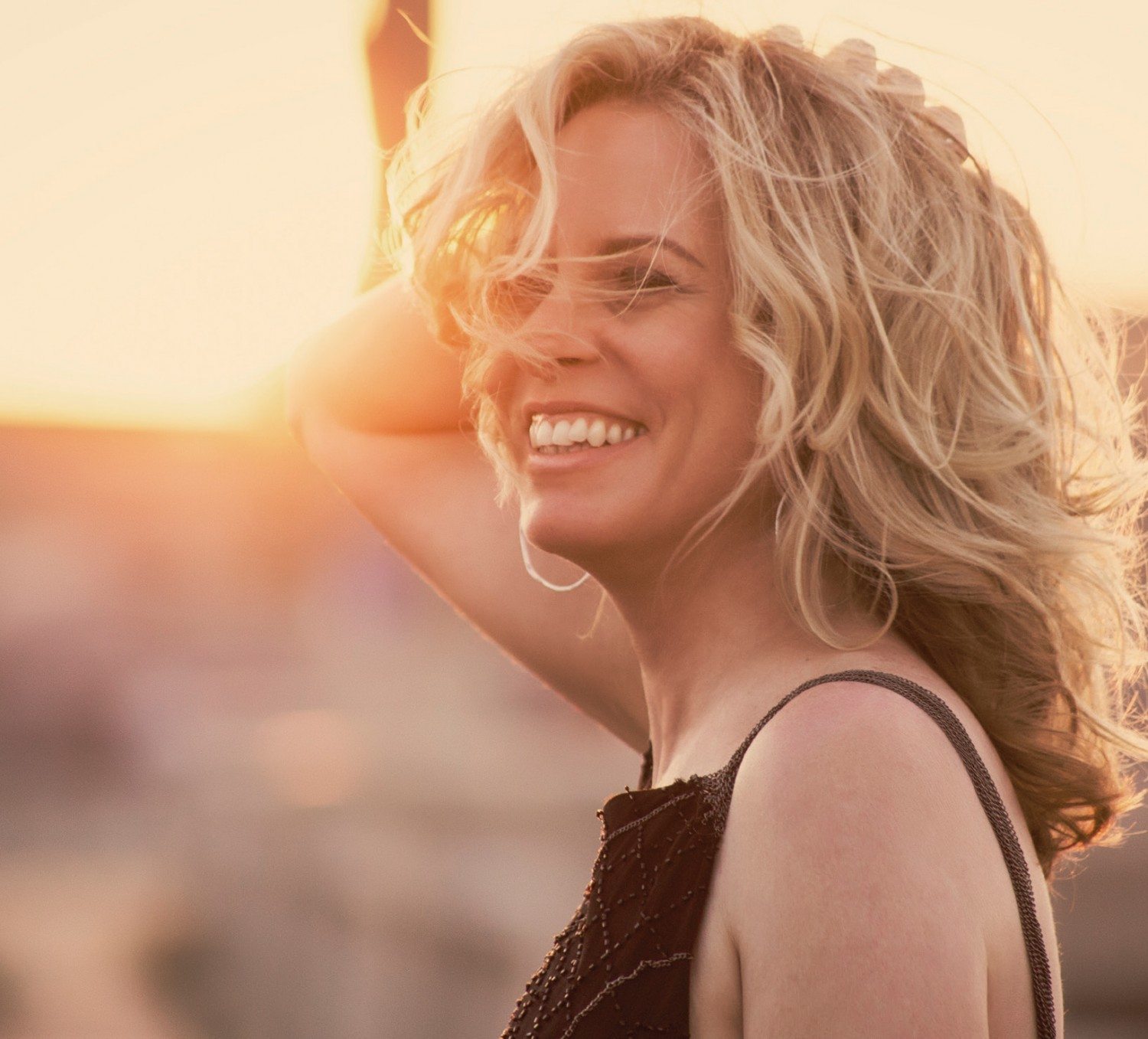 Vonda Shepard gears up for Le Poisson Rouge performance, talks Kickstarter, NBA, New York and plenty more