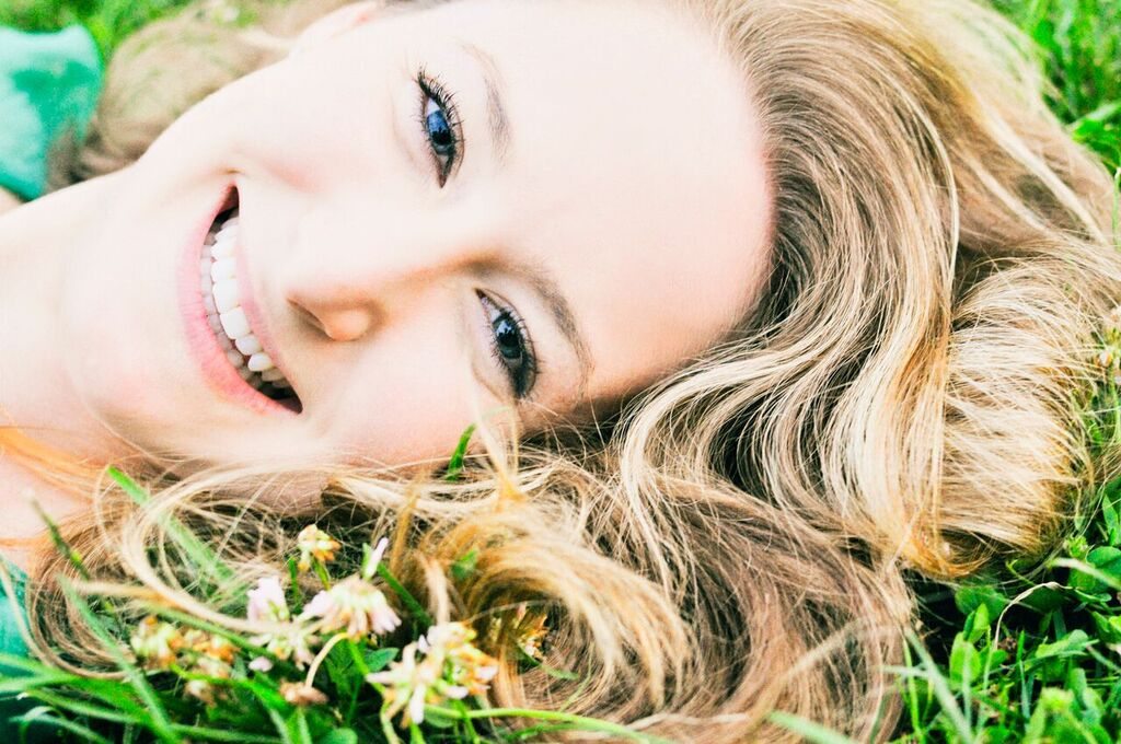 Standing Light Helps Clients Live a Happy, Healthy Lightstyle