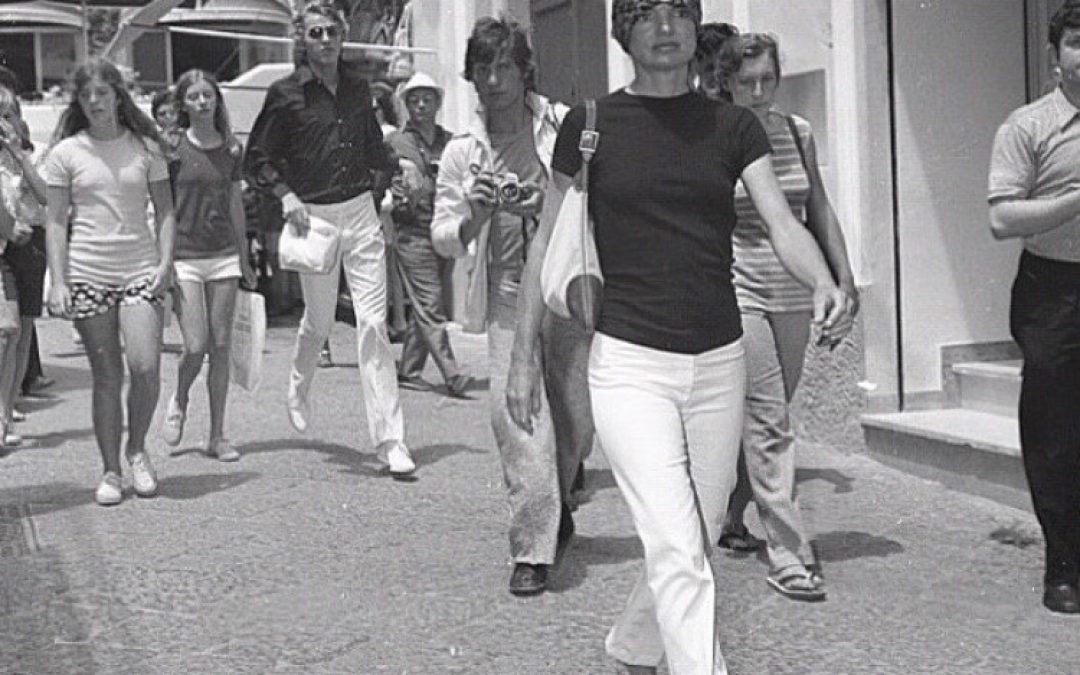 Best Summer Uniform-Black Tee