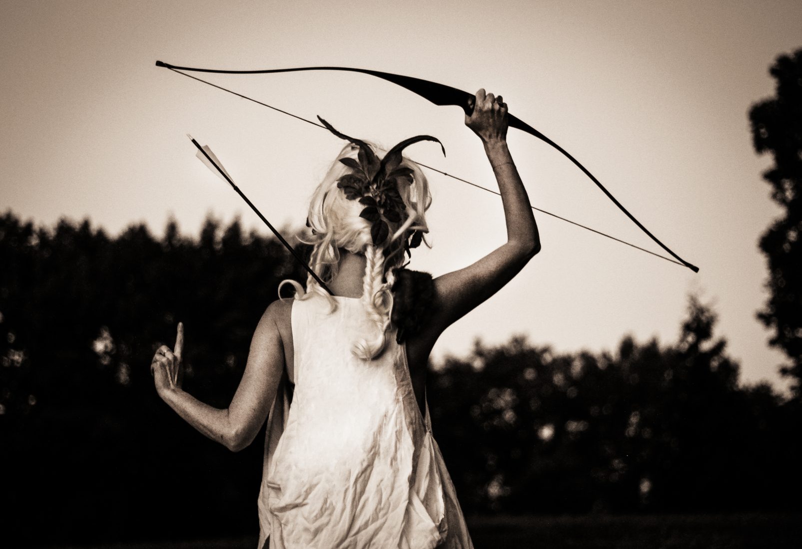 Niabi Aquena of Searmanas Comes to NYC