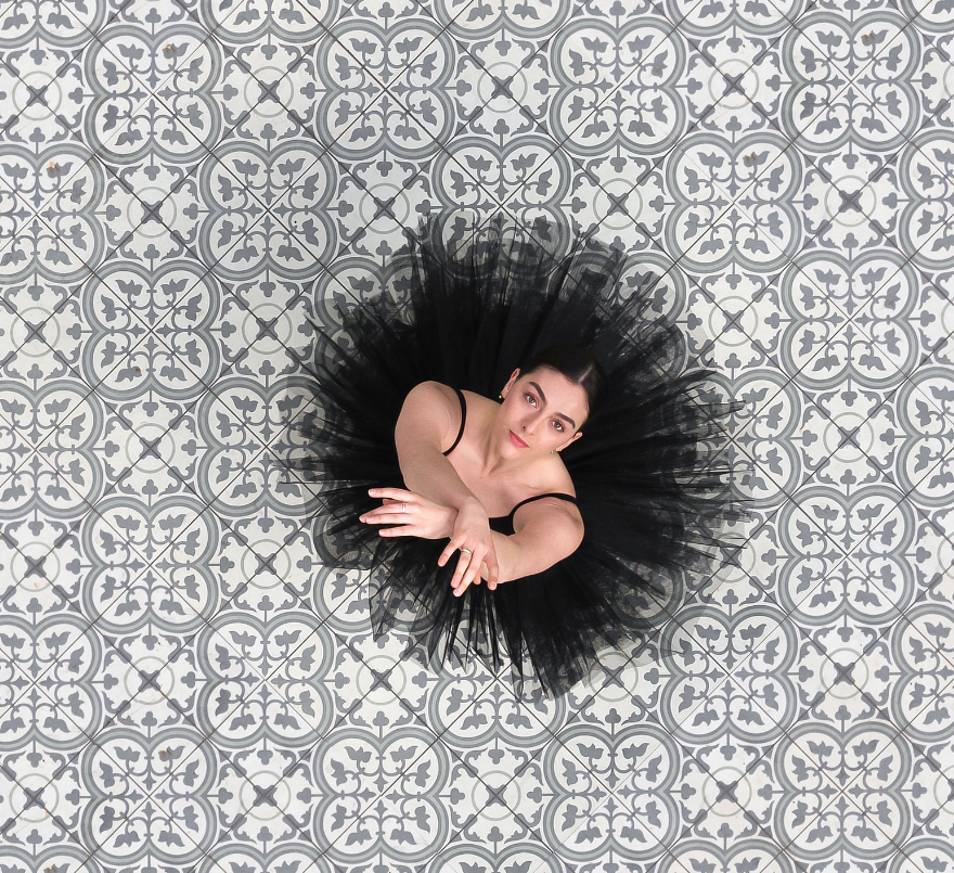 Ballerina de l’air by Brad Walls